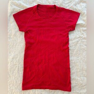 Lululemon T Shirt Womens 4 Peach Swiftly Tech Short Sleeve 2.0 Running Vented